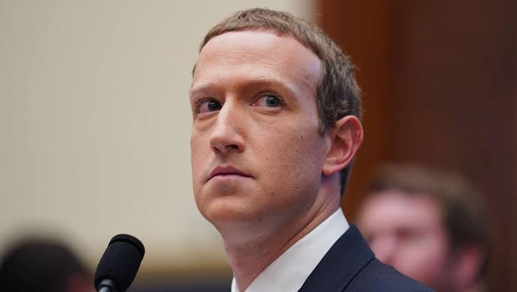 Facebook perde usuários ativos diários pela primeira vez em sua história